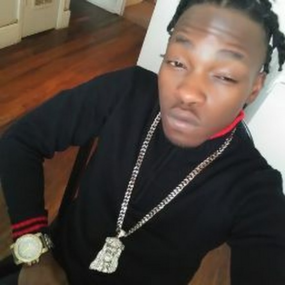 Meet your Posher, Antonio - Picture 1 of 1